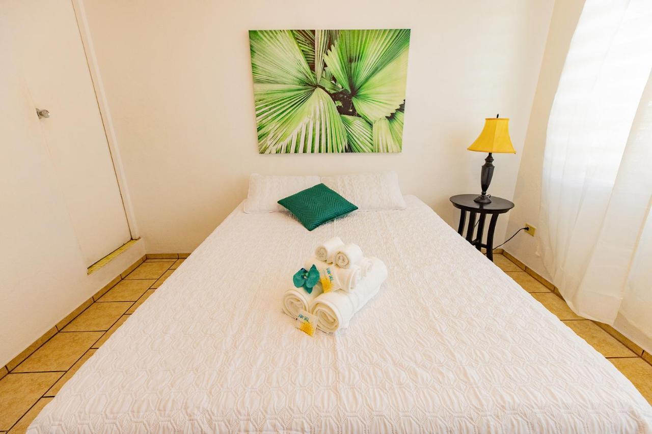 Vieques Tropical Guest House Exteriör bild